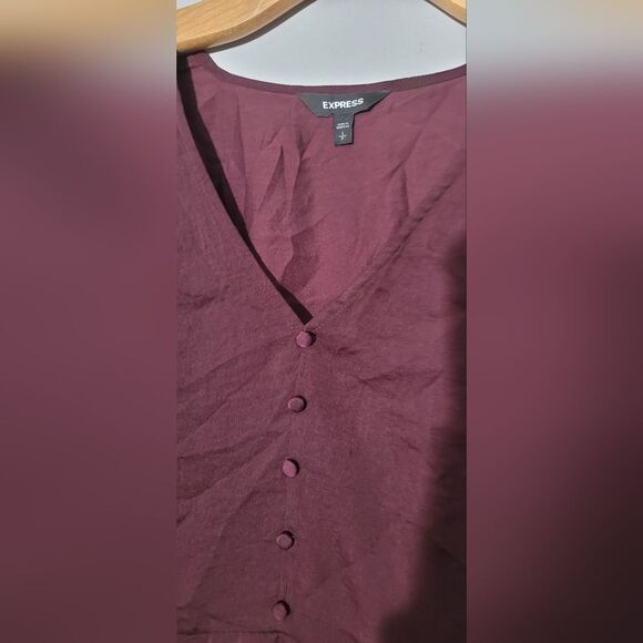Express size small maroon faux button ruched sleeve peplum blouse - Picture 2 of 4
